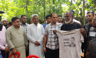 ভ্যানচালক মোস্তফা শেখের পরিবারের দায়িত্ব নিলেন তারেক রহমান
