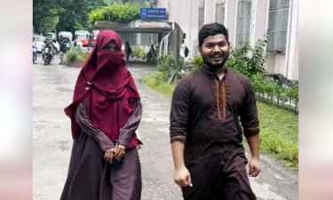 ডাকসুতে জয়ী সেই রায়হান ও উম্মে সালমা দম্পতি
