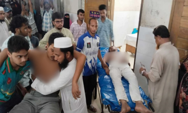 বরিশালে ছাত্রদল-শিবির সংঘর্ষ, আহত ২৫