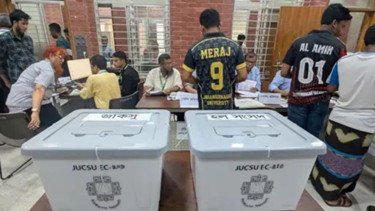 হলের শেষ, কেন্দ্রীয় সংসদের ভোট গণনা চলছে