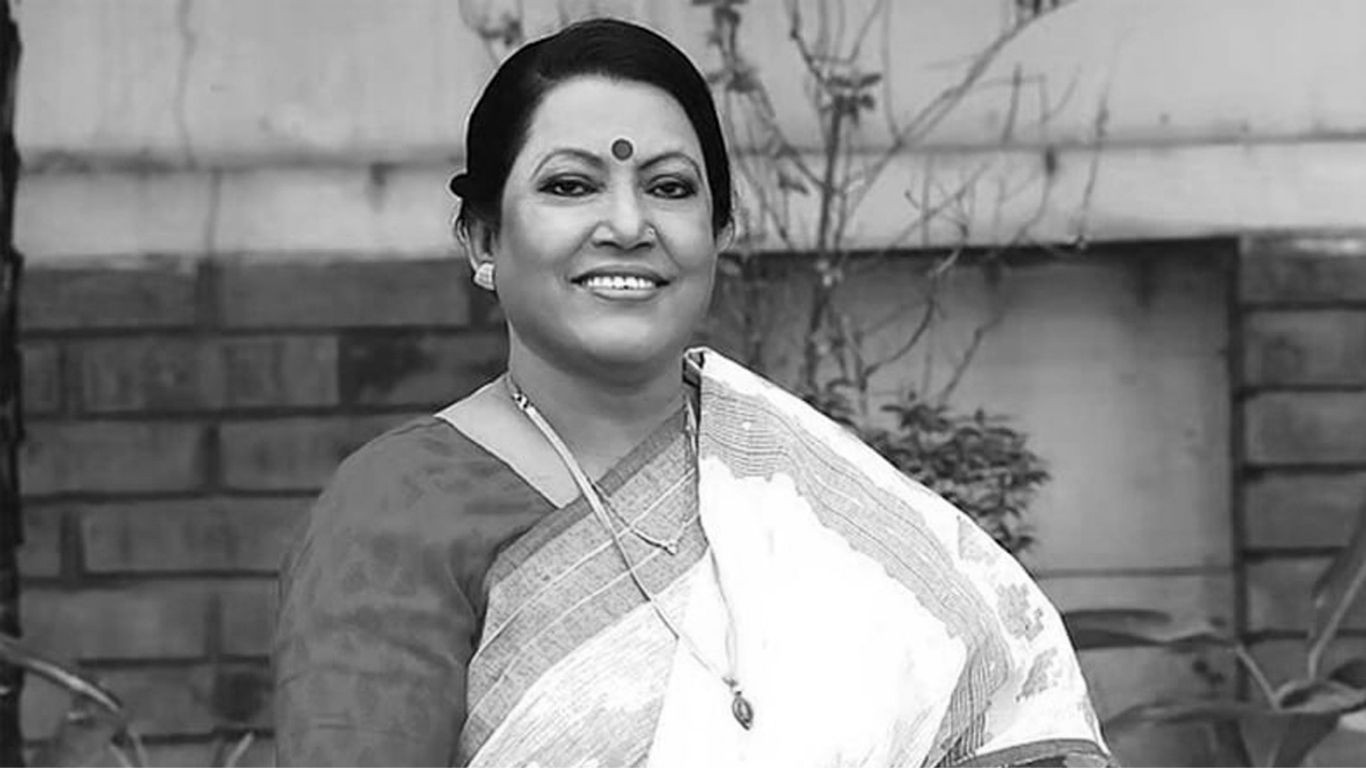 ফরিদা পারভীনের শেষ শ্রদ্ধা শহীদ মিনারে, দাফন কুষ্টিয়ায়