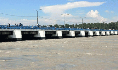তিস্তার পানি বিপদসীমার ওপরে, উত্তরে বন্যার শঙ্কা