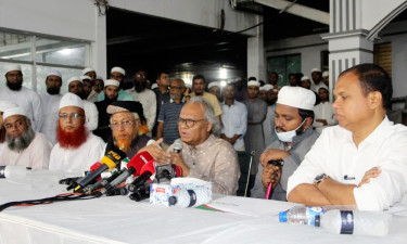 ক্যান্সার আক্রান্ত হেফাজত নেতার পাশে তারেক রহমান