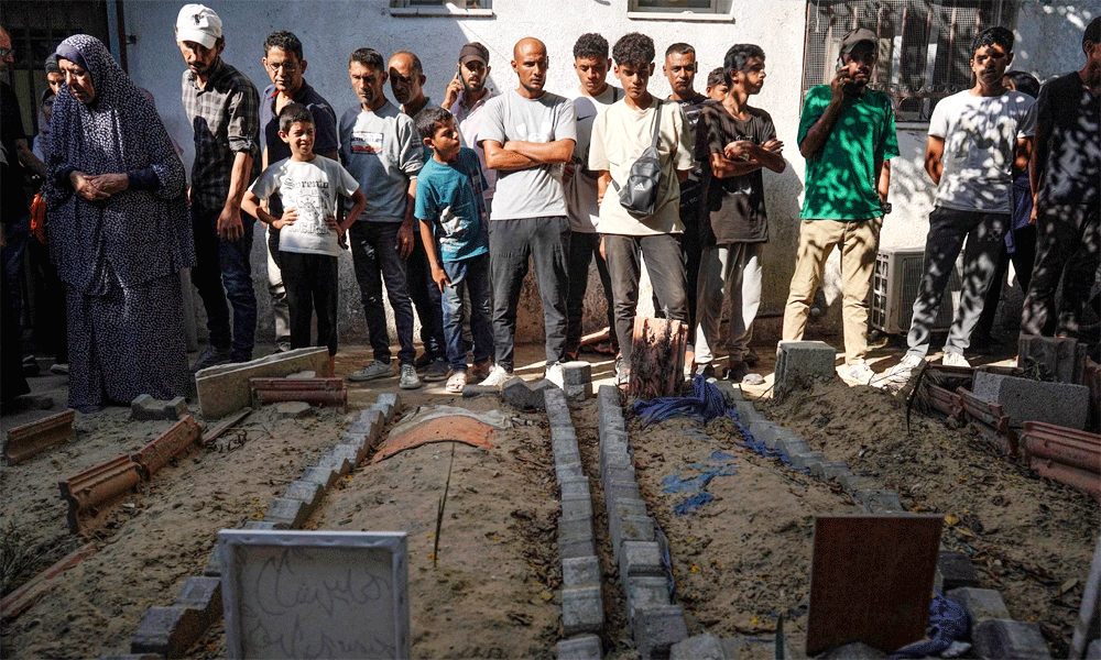 গাজায় ইসরায়েলি হামলায় নিহতের সংখ্যা ৬৫ হাজার ছাড়াল