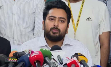 হাসিনাসহ দোষীদের বিরুদ্ধে কঠোর শাস্তি চাইলেন নাহিদ ইসলাম