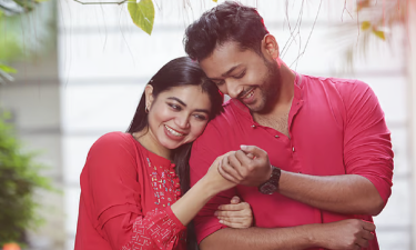 অতিরিক্ত ভালোবাসা কি সম্পর্কের জন্য ক্ষতিকর?