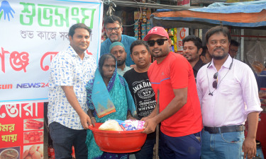 পূজার উপহার নিয়ে রামরতি রবিদাসের পাশে বসুন্ধরা শুভসংঘ