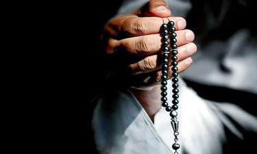 জিকিরে প্রশান্তি জিকিরে মুক্তি
