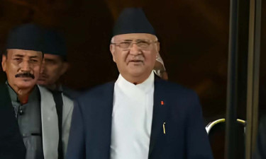 ক্ষমতাচ্যুত হওয়ার পর কোথায় ছিলেন নেপালের প্রধানমন্ত্রী?