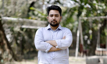 শেখ হাসিনার উৎখাত বৈধ ছিল, বিচারের ভয়ে দেশ ছাড়েন: নাহিদ ইসলাম