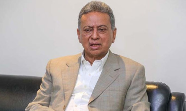 বিনিয়োগকারীরা জাতীয় নির্বাচনের অপেক্ষায় আছেন: আমীর খসরু