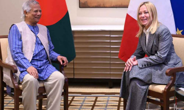 ইতালির প্রধানমন্ত্রীর সঙ্গে প্রধান উপদেষ্টার বৈঠক