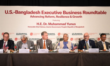 মার্কিন কোম্পানিকে বাংলাদেশে আরও বিনিয়োগের আহ্বান প্রধান উপদেষ্টার