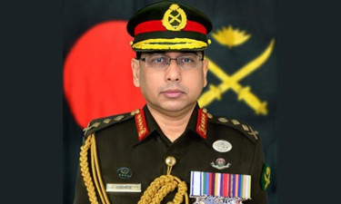 মালয়েশিয়া সফর শেষে দেশে ফিরলেন সেনাপ্রধান
