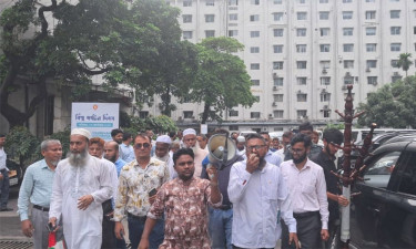 সচিবালয়ে কর্মচারীদের একাংশের বিক্ষোভ