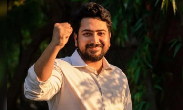সব ধর্ম-বর্ণ-মতের মানুষের ঐক্যের ভিত্তিতে এগোতে চাই: নাহিদ ইসলাম