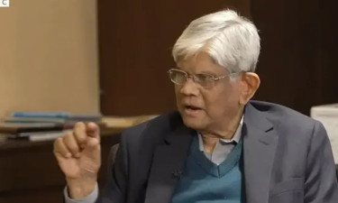সরকারের চেয়ে পাচারকারীরা বেশি স্মার্ট: অর্থ উপদেষ্টা