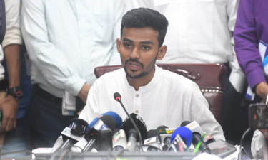 সাকিবকে আর কখনো বাংলাদেশ দলে খেলতে দেওয়া হবে না: ক্রীড়া উপদেষ্টা