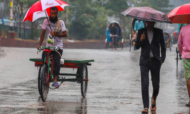 ভ্যাপসা গরমের মধ্যেই দেশজুড়ে বৃষ্টিপাতের আভাস