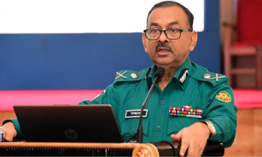 প্রতিমা বিসর্জন ঘিরে নিরাপত্তা ঝুঁকি নেই: ডিএমপি কমিশনার