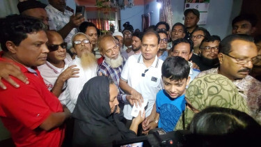 বগুড়ায় নিহত যুবদল নেতা রাহুলের পরিবারের পাশে তারেক রহমান