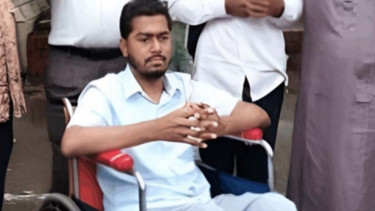 চিকিৎসা শেষে দেশে ফিরলেন নূর