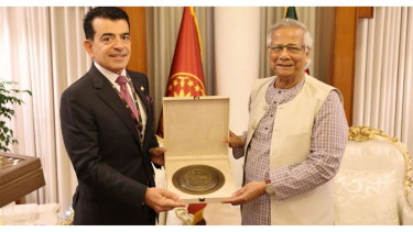 প্রধান উপদেষ্টার সঙ্গে আইসেস্কো মহাপরিচালকের সাক্ষাৎ