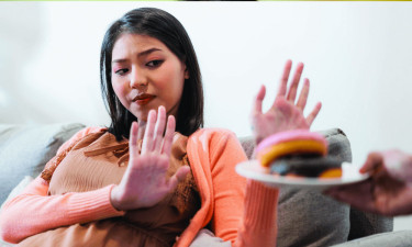 গর্ভাবস্থায় এই খাবার খেলেই ঘটতে পারে মহাবিপদ