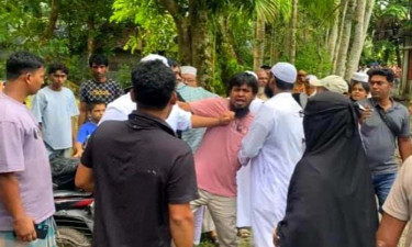 মায়ের লাশ আটকে সম্পত্তি ভাগবাঁটোয়ারা, দুই ছেলের হাতাহাতি