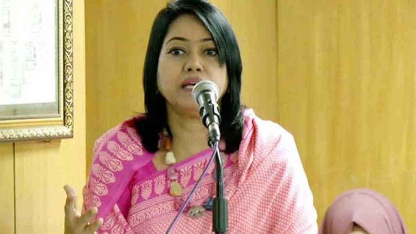 গুজব, অপতথ্য ও ডিপফেক রুখে দিতে তথ্য কর্মকর্তাদের কাজ করতে হবে: তথ্য সচিব