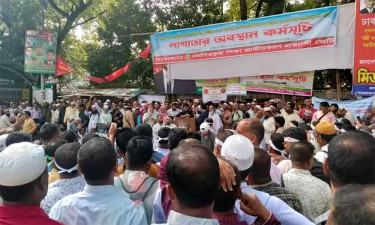 ঢাকায় এমপিওভুক্ত শিক্ষকদের অবস্থান কর্মসূচি