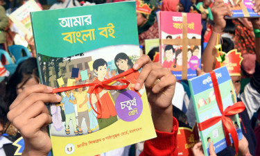 শুরুতেই ধরা পড়ছে নিম্নমানের বই