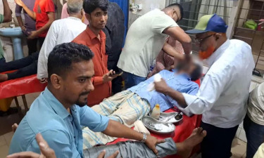 লক্ষ্মীপুরে যুবদলের দুই পক্ষের সংঘর্ষে আহত ১৬, আশঙ্কাজনক অবস্থায় ৩