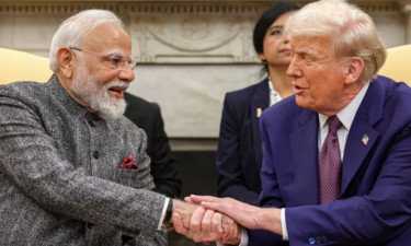 রাশিয়া থেকে তেল কিনবে না ভারত, ট্রাম্পকে আশ্বস্ত করলেন মোদি