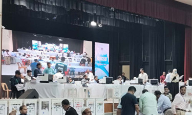 ১৩ হলের ফলাফল ঘোষণা, ভিপি-এজিএসে জয়ের পথে শিবির
