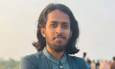 রাকসু নির্বাচনে শিবিরকে হারিয়ে জেতা কে এই আম্মার?