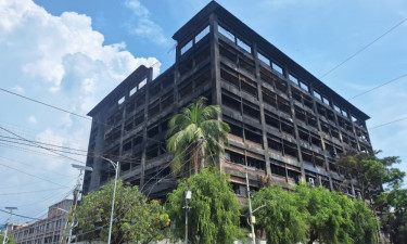 ১৬ ঘণ্টা পর চট্টগ্রাম ইপিজেড কারখানার আগুন নিয়ন্ত্রণে