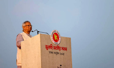 বঙ্গোপসাগরে গভীর সমুদ্রবন্দর নির্মাণ করলে সিঙ্গাপুর যেতে হবে না: প্রধান উপদেষ্টা