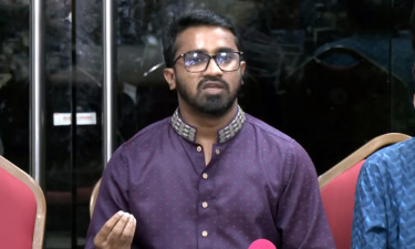 আ. লীগ ফিরলে হাসিনার পা ধরেও মাফ পাবেন না : রাশেদ খান