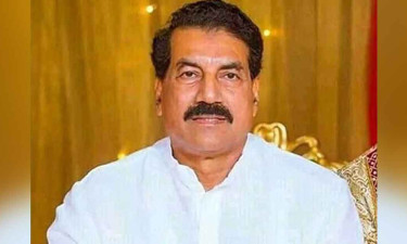 প্রয়োজন অর্থনীতিবান্ধব রাজনীতি
