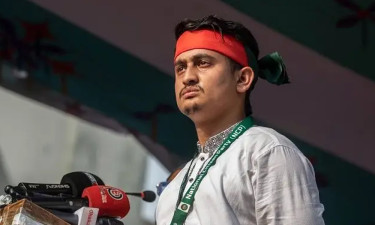 সারজিস আলমের অনুষ্ঠান ঘিরে ককটেল বিস্ফোরণ