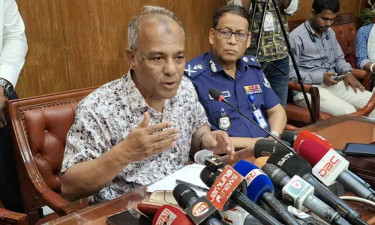 প্রবাসীদের পাসপোর্ট ফি কমানো হবে: স্বরাষ্ট্র উপদেষ্টা