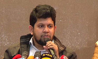 গণমাধ্যমের ওপর কোনো চাপ নেই: তথ্য উপদেষ্টা
