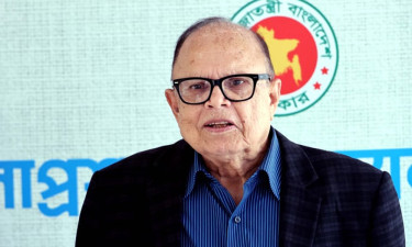 করাচি থেকে সরাসরি পণ্যবাহী জাহাজ চট্টগ্রাম বন্দরে আসছে: খাদ্য উপদেষ্টা