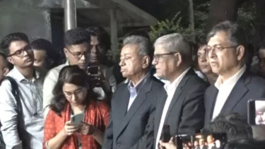 অন্তর্বর্তী সরকারকে এখন তত্ত্বাবধায়কের ভূমিকায় যেতে হবে: মির্জা ফখরুল