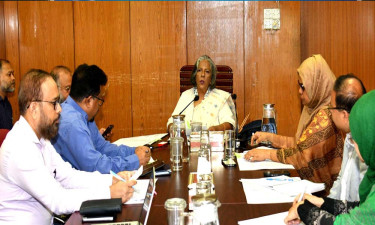 বয়স্কভাতা কার্যক্রমে প্রকৃত দুস্থদের অন্তর্ভুক্তির নির্দেশ শারমীন এস মুরশিদের