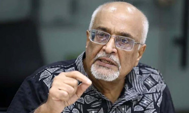 প্রধান উপদেষ্টার আকাঙ্ক্ষা সহযোগীরা এগিয়ে নিতে পারেননি: দেবপ্রিয় ভট্টাচার্য