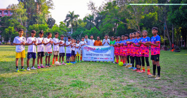 শুভসংঘের বাল্য বিবাহ বিরোধী প্রচারণা, ফুটবলে মুগ্ধ করলেন নারী ফুটবলাররা