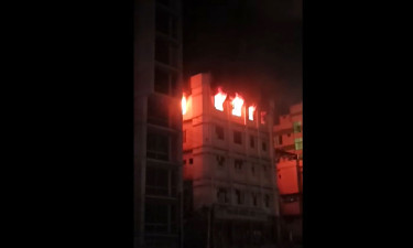 মিরপুরে কমিউনিটি সেন্টারে আগুন নিয়ন্ত্রণে