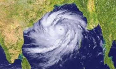 আসছে ঘূর্ণিঝড় ‘মন্থার’